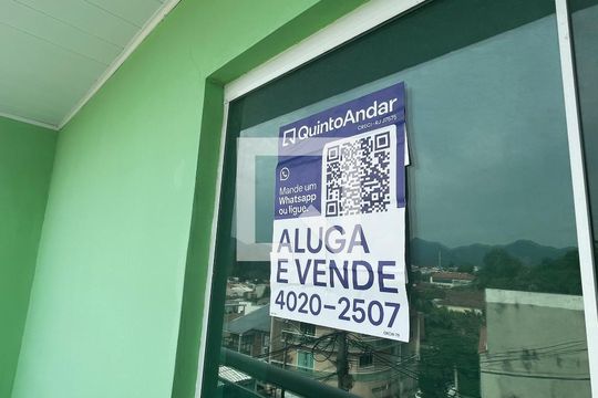 Placa de apartamento para alugar com 2 quartos, 155m² em Tanque, Rio de Janeiro