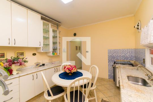 Cozinha de casa à venda com 3 quartos, 177m² em Jardim Angela (zona Leste), São Paulo