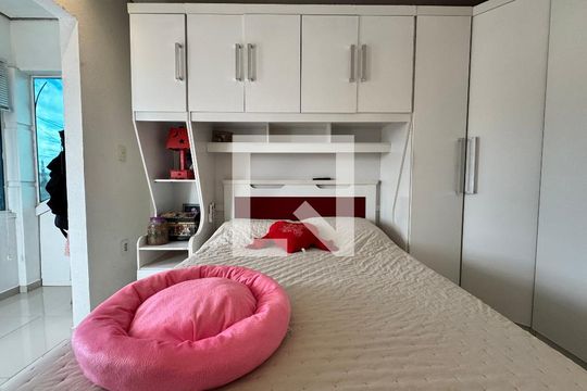 Suíte de casa à venda com 2 quartos, 118m² em Santos Dumont, São Leopoldo