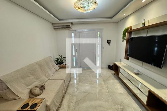 Casa à venda com 2 quartos, 118m² em Santos Dumont, São Leopoldo
