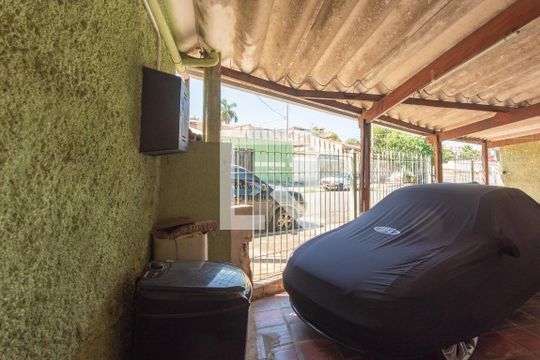 Garagem de casa à venda com 3 quartos, 104m² em Jardim Márcia, Campinas