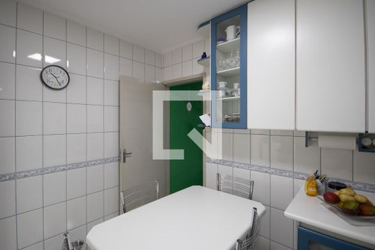 Cozinha de casa à venda com 3 quartos, 240m² em Vila Medeiros, São Paulo