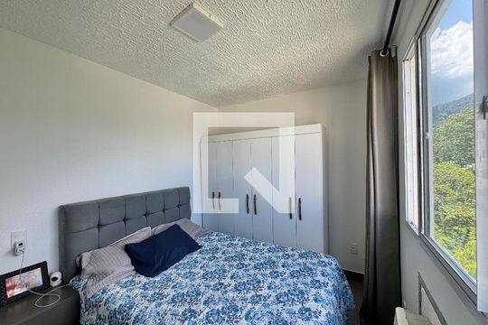 Quarto 1 de apartamento à venda com 2 quartos, 43m² em Vargem Pequena, Rio de Janeiro