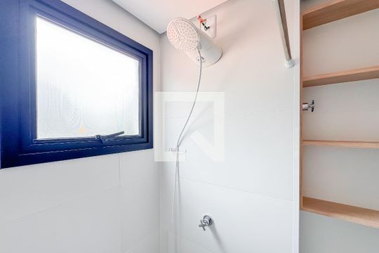 Banheiro de apartamento para alugar com 1 quarto, 33m² em Vila Mariana, São Paulo