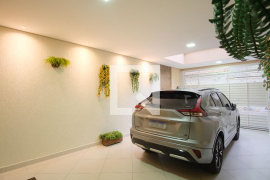 Garagem de casa à venda com 3 quartos, 171m² em Vila Gomes Cardim, São Paulo