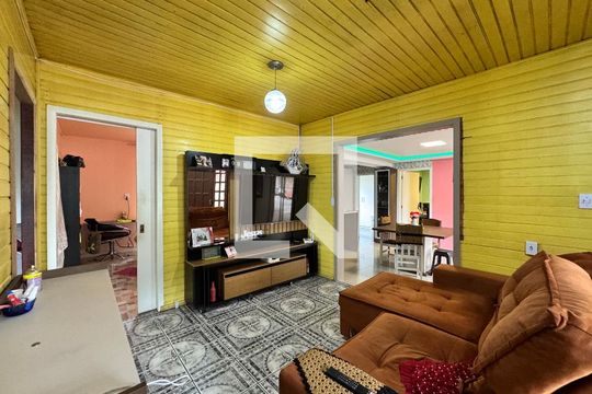 Sala de casa à venda com 4 quartos, 150m² em Campestre, São Leopoldo