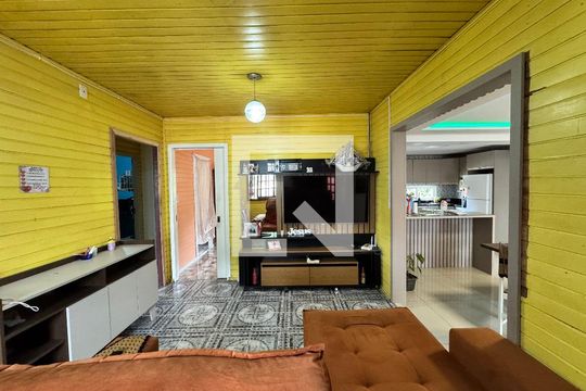 Sala de casa à venda com 4 quartos, 150m² em Campestre, São Leopoldo