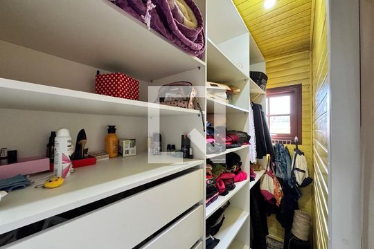 Quarto 1 de casa à venda com 4 quartos, 150m² em Campestre, São Leopoldo