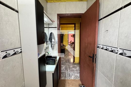 Banheiro de casa à venda com 4 quartos, 150m² em Campestre, São Leopoldo