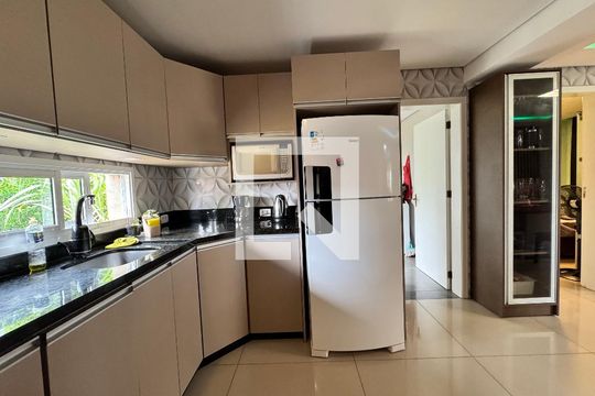 Cozinha de casa à venda com 4 quartos, 150m² em Campestre, São Leopoldo