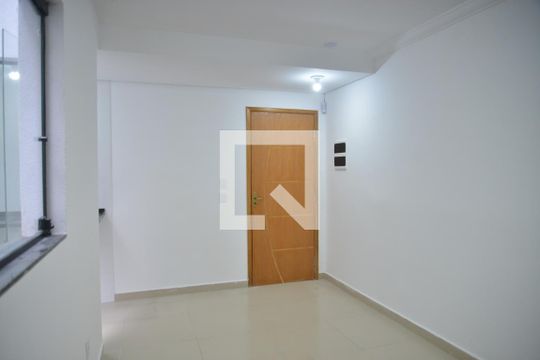 Sala de apartamento à venda com 2 quartos, 42m² em Vila Sao Pedro, Santo André