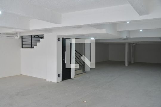 Garagem de apartamento à venda com 2 quartos, 42m² em Vila Sao Pedro, Santo André