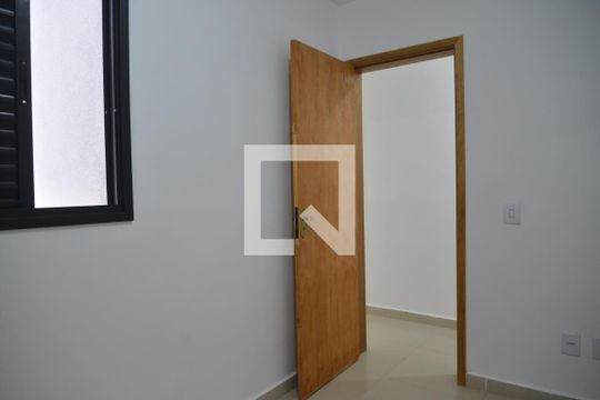 Quarto 1 de apartamento à venda com 2 quartos, 42m² em Vila Sao Pedro, Santo André