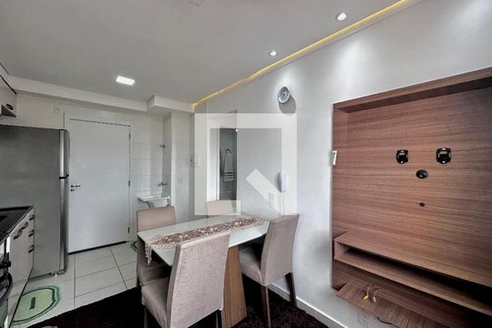 Sala de apartamento para alugar com 2 quartos, 32m² em Vila Socorro, São Paulo