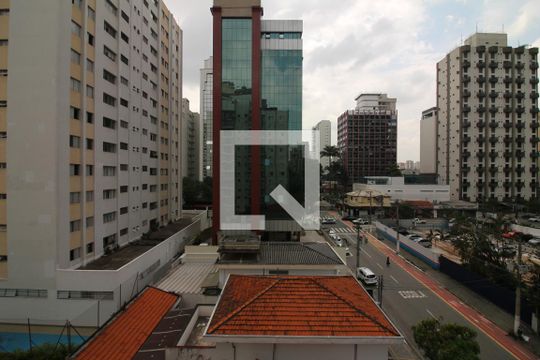 Vista da Sacada de apartamento à venda com 3 quartos, 105m² em Indianópolis, São Paulo