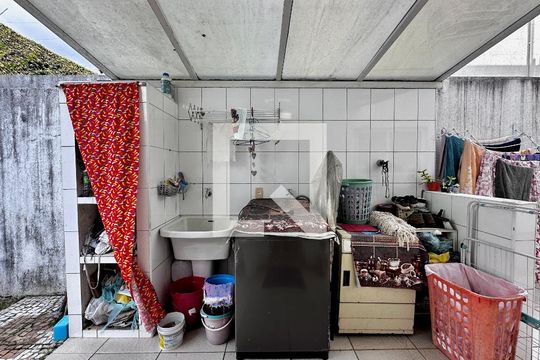 Área de Serviço de casa à venda com 4 quartos, 300m² em Granja Julieta, São Paulo