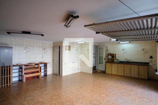 Garagem de casa à venda com 5 quartos, 280m² em Santa Maria, São Caetano do Sul