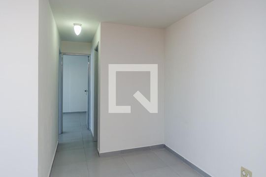 Sala de apartamento à venda com 2 quartos, 55m² em Olaria, Rio de Janeiro