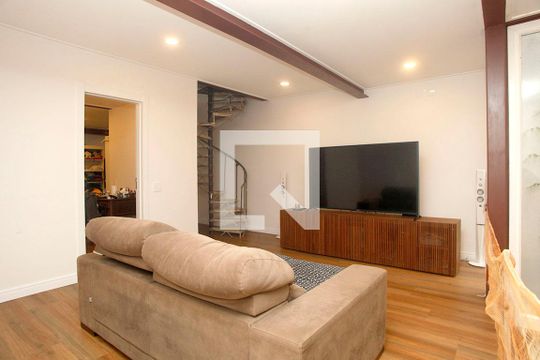 Casa para alugar com 3 quartos, 450m² em Centro Histórico, Porto Alegre