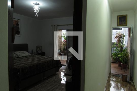 Corredor superior de casa à venda com 4 quartos, 242m² em Bandeiras, Osasco