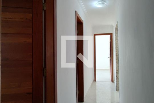Corredor  de casa à venda com 3 quartos, 363m² em Tanque, Rio de Janeiro
