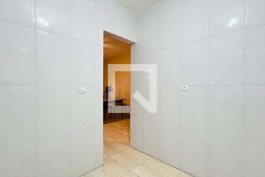 Cozinha de casa à venda com 3 quartos, 83m² em Vila Zamataro, Guarulhos