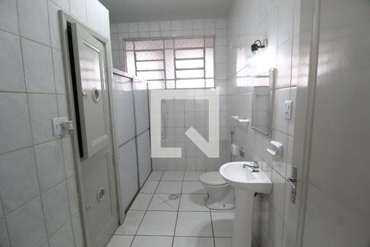 Banheiro do Quarto 3 de apartamento para alugar com 3 quartos, 158m² em Centro, Uberlândia