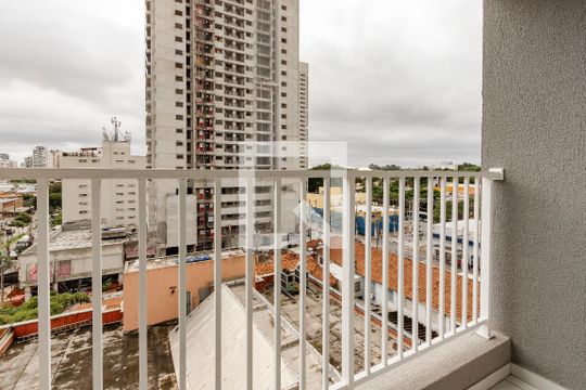 Varanda de kitnet/studio à venda com 1 quarto, 25m² em Santo Amaro, São Paulo