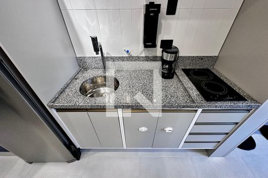 Studio de kitnet/studio para alugar com 0 quarto, 25m² em Chácara Santo Antônio (zona Sul), São Paulo