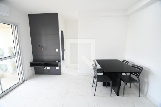 Sala de apartamento para alugar com 1 quarto, 42m² em Bosque, Campinas
