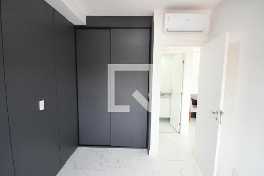 Quarto de apartamento para alugar com 1 quarto, 42m² em Bosque, Campinas