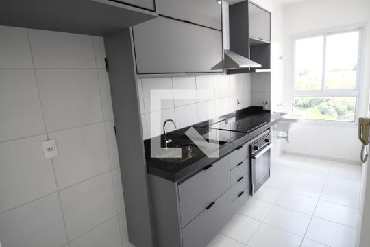 Cozinha de apartamento para alugar com 1 quarto, 42m² em Bosque, Campinas