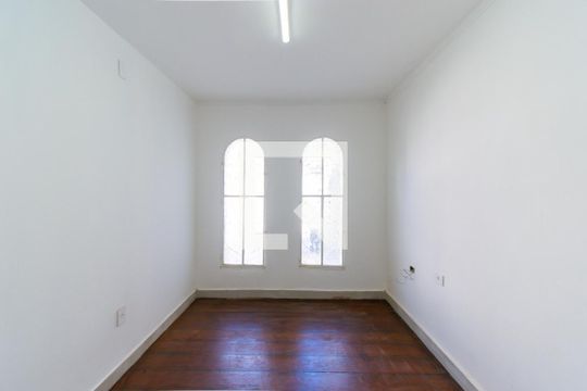 Quarto de casa de condomínio para alugar com 1 quarto, 49m² em Vila Antonieta, São Paulo