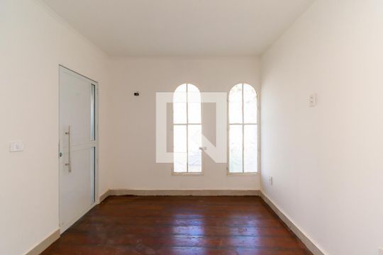 Sala de casa de condomínio para alugar com 1 quarto, 49m² em Vila Antonieta, São Paulo