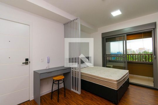 Kitnet/Studio para alugar com 1 quarto, 27m² em Vila Gumercindo, São Paulo