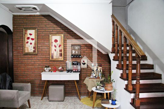 Sala de casa à venda com 3 quartos, 250m² em Jardim Santa Cecilia, Guarulhos