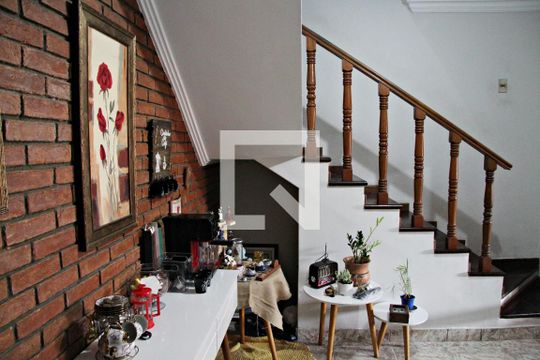 Sala de casa à venda com 3 quartos, 250m² em Jardim Santa Cecilia, Guarulhos