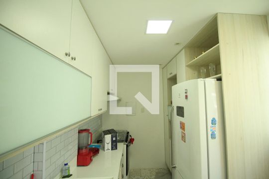 Cozinha e Área de Serviço de apartamento para alugar com 3 quartos, 100m² em Pituba, Salvador
