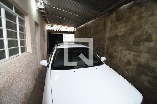 Garagem de casa para alugar com 2 quartos, 80m² em Vila Itália, Campinas