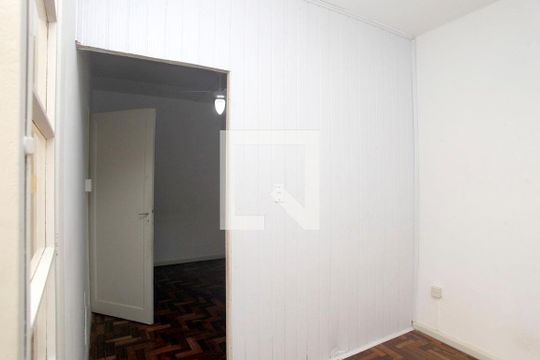 Quarto de apartamento à venda com 1 quarto, 48m² em Farroupilha, Porto Alegre