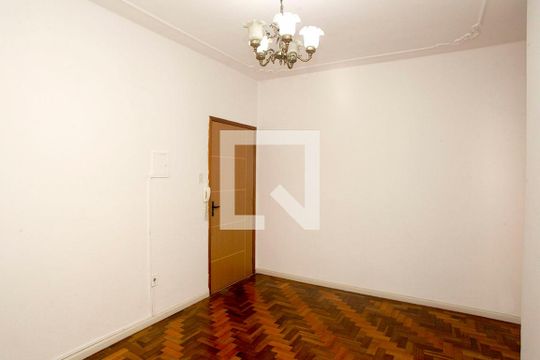 Sala de apartamento à venda com 1 quarto, 48m² em Farroupilha, Porto Alegre