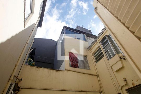Sala Vista de apartamento à venda com 1 quarto, 48m² em Farroupilha, Porto Alegre