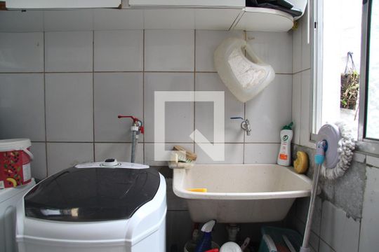 Área de Serviço de casa para alugar com 3 quartos, 250m² em Vila Aprazivel, Guarulhos