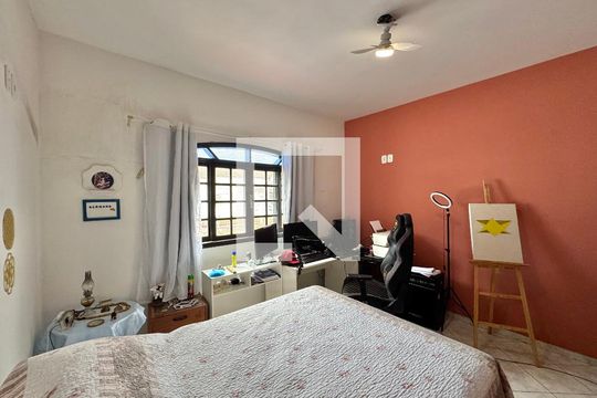 Suíte de casa de condomínio para alugar com 4 quartos, 300m² em Recreio dos Bandeirantes, Rio de Janeiro