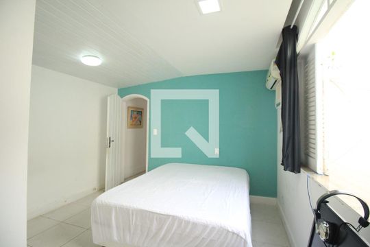Quarto 1 de casa para alugar com 6 quartos, 800m² em Itaigara, Salvador
