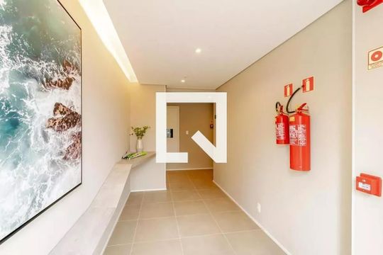 Hall Social de apartamento à venda com 2 quartos, 42m² em Vila Água Funda, São Paulo