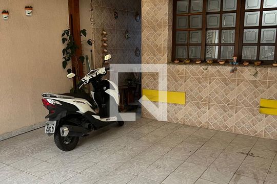 Área Externa de casa à venda com 3 quartos, 183m² em Parque Edu Chaves, São Paulo