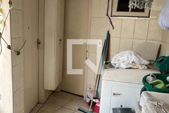 Área de Serviço de casa à venda com 3 quartos, 183m² em Parque Edu Chaves, São Paulo