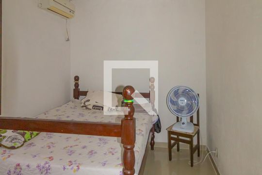 Quarto 1 de casa à venda com 2 quartos, 100m² em Harmonia, Canoas