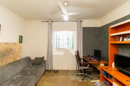 Sala de casa à venda com 4 quartos, 175m² em Vila Bancaria, São Paulo